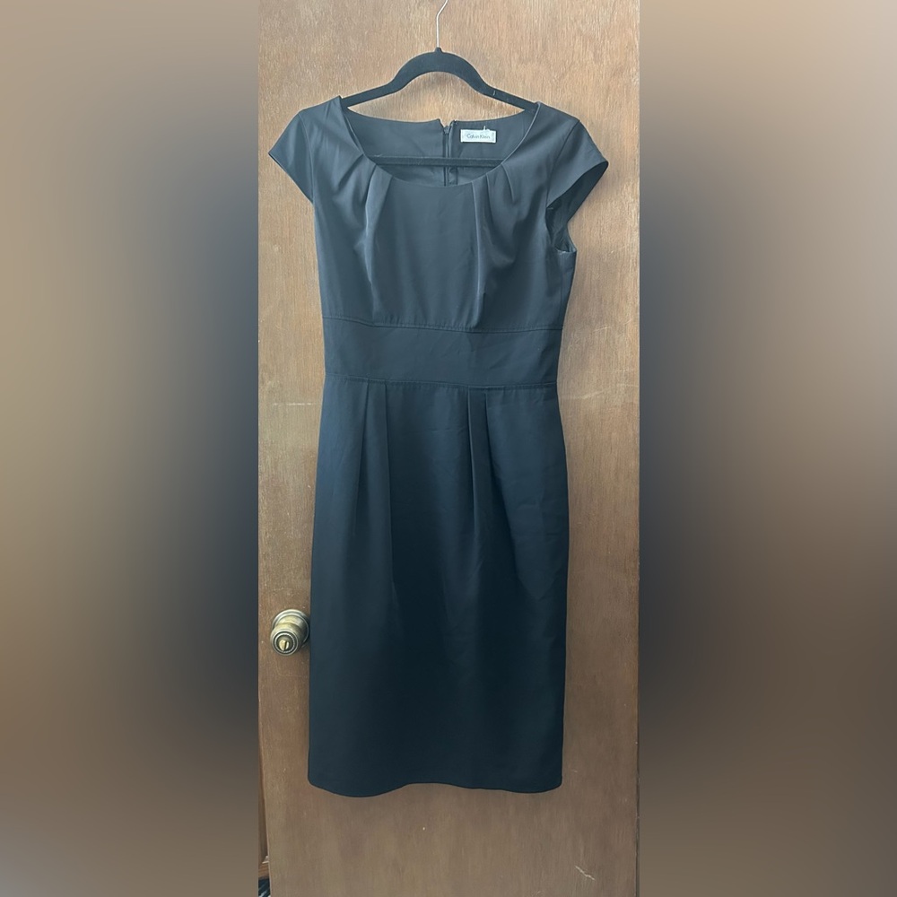 Calvin Klein black womens scoop neck knee length dress